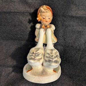 Vintage Hummel Figurine "Goose Girl"